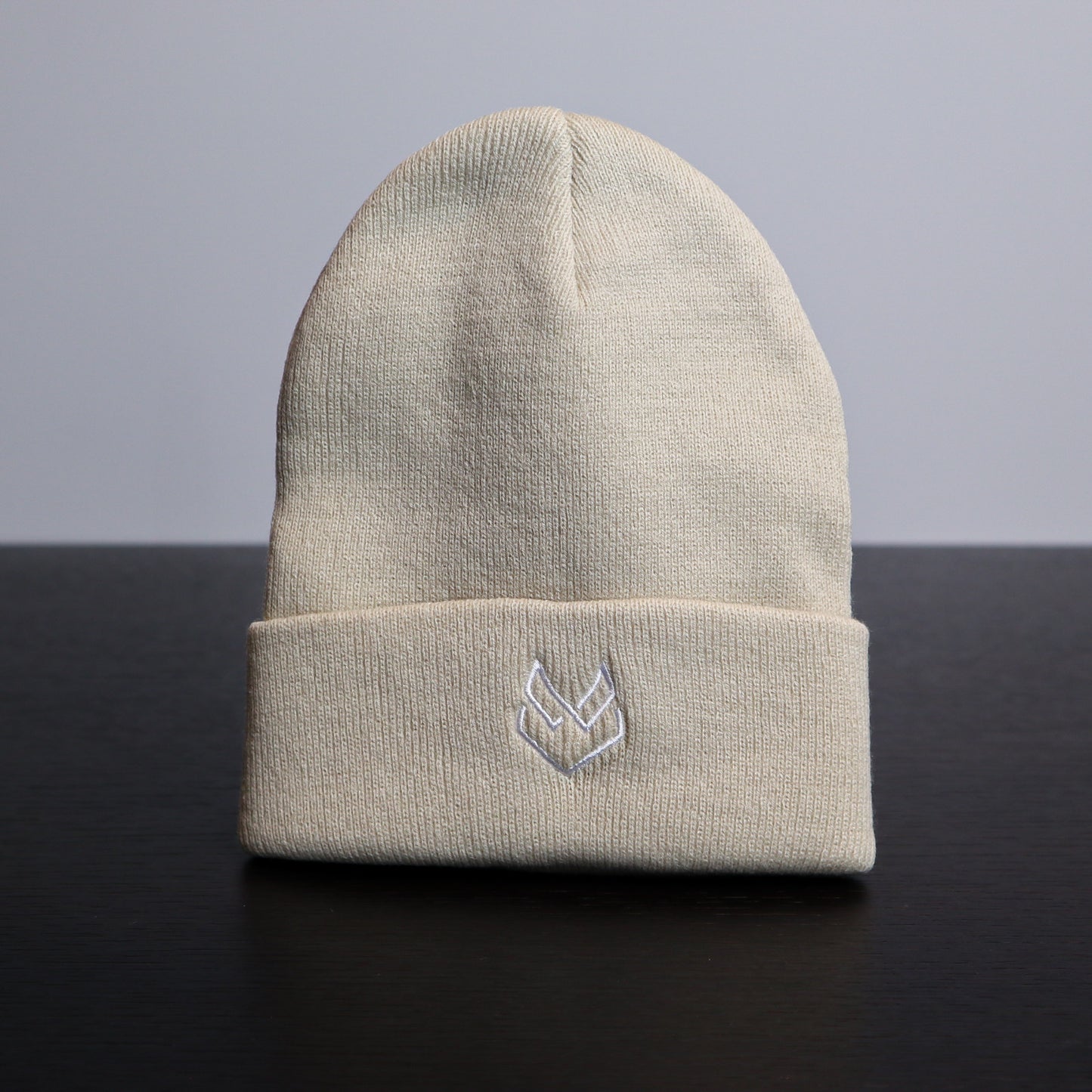 ESSENTIAL BEANIE- Shell