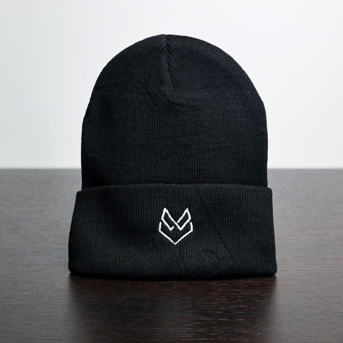 ESSENTIAL BEANIE- Onyx