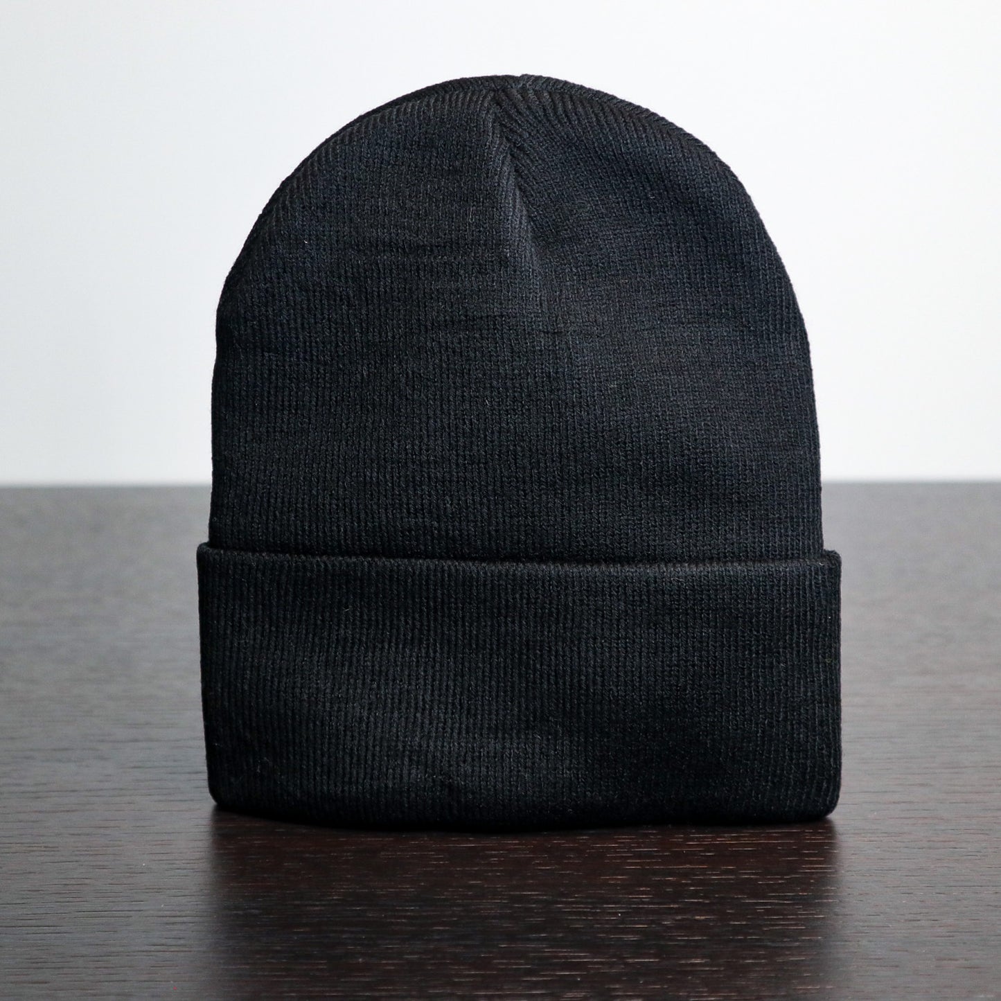 ESSENTIAL BEANIE- Onyx